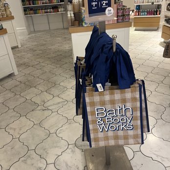 Bath & Body Works - Cosmetics & Beauty Supply Near Me - Santa Clara, California
