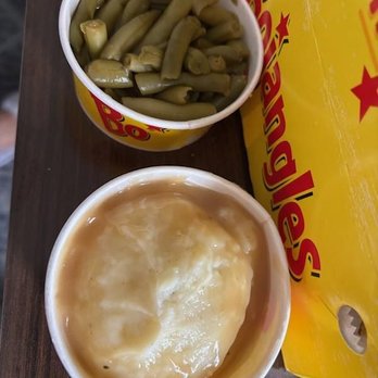 Bojangles - Green beans & mashed taters n gravy - Chicken Shop Near Me - Monroe, Louisiana