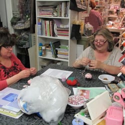 Brissonte' Gifts & Home Decor - Cupcake Class