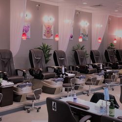 Ak Nails and Spa