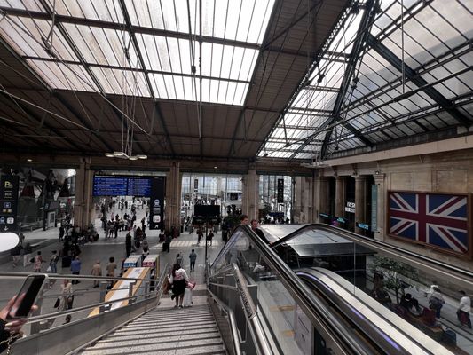 Gare du Nord by null