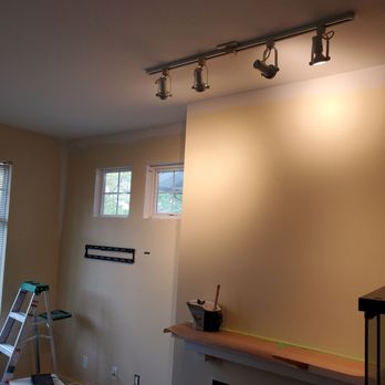 L2H Painting - Cutting of edges and preparing for clean lines - Pressure Washers Near Me - Surrey, British Columbia L2H Painting - Cutting of edges and preparing for clean lines - Pressure Washers Near Me - Surrey, British Columbia