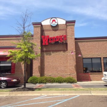 Wendy's - the front of the restaurant - Burgers Near Me - Cleveland, Mississippi Wendy's - the front of the restaurant - Burgers Near Me - Cleveland, Mississippi