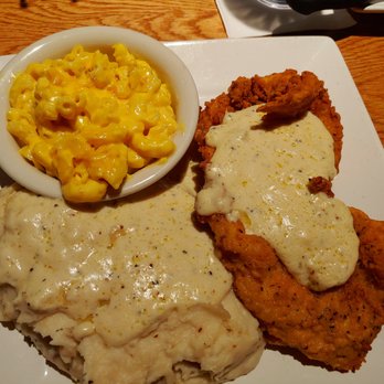 Bobby Q - Southern Fried Chicken (so very, very good), mashed potatoes, mac n' cheese - Barbeque Near Me - Phoenix, Arizona