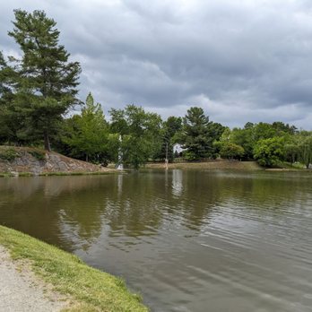 Lake Louise Park - Parks Near Me - Weaverville, North Carolina Lake Louise Park - Parks Near Me - Weaverville, North Carolina