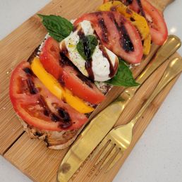 Tomato Burrata Toast