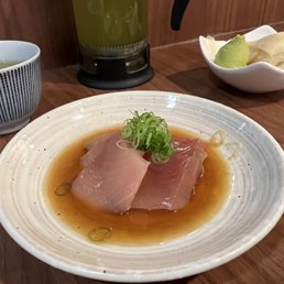 Albacore sashimi appetizer is delicious Albacore sashimi appetizer is delicious