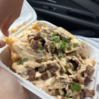 Nikki’s Create-A-Bowl - Loc Lac Fries - Food Trucks Near Me Nikki’s Create-A-Bowl - Loc Lac Fries - Food Trucks Near Me