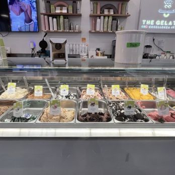 The Gelatist - Row of gelato options, showing Croc Amarina middle back. - Gelato Near Me - Atlanta, Georgia The Gelatist - Row of gelato options, showing Croc Amarina middle back. - Gelato Near Me - Atlanta, Georgia