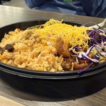 Taco Bell - Caliente Cantina Chicken Bowl ... pretty good but lukewarm. - Fast Food Near Me - Hope Hull, Alabama