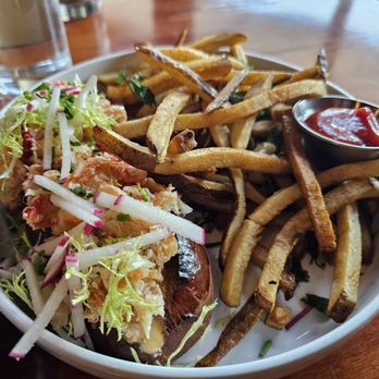 Le Coin - Seafood Near Me - Seattle, Washington