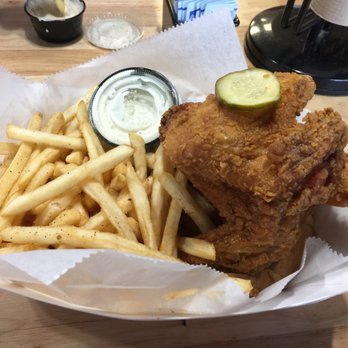 Eugene's Hot Chicken - Food Trucks Near Me - Birmingham, Alabama