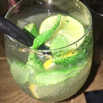 Riedel's Ottensen - Caipirinha ohne Alkohol - German Near Me - Hamburg, HH