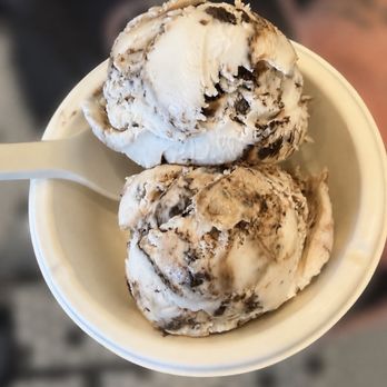 Jeni's Splendid Ice Creams - Peppermint patty - Ice Cream & Frozen Yogurt Near Me - Gilbert, Arizona