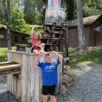 Aska Mining Company - Parks Near Me - Blue Ridge, Georgia