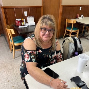 Hickory House - Tina - Barbeque Near Me - Lancaster, Texas