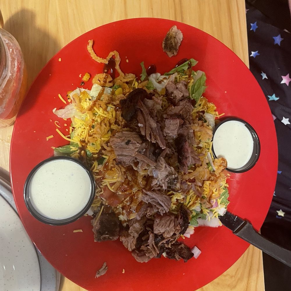 Sonny's BBQ - BBQ Salad - Barbeque Near Me - Sarasota, Florida Sonny's BBQ - BBQ Salad - Barbeque Near Me - Sarasota, Florida