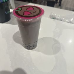 Mo'Cha Bubble Tea - Taro milk tea: pretty good