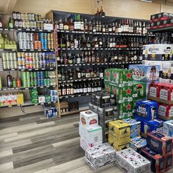 Four Corners Liquor & Wine Shop