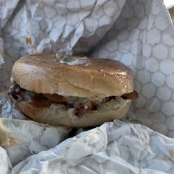 Aunt Emmy’s - Spicy Bagel Sandwich. Delicious!!!!