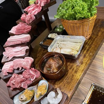 GAN-HOO BBQ - Meat lovers combo - Barbeque Near Me - Flushing, New York