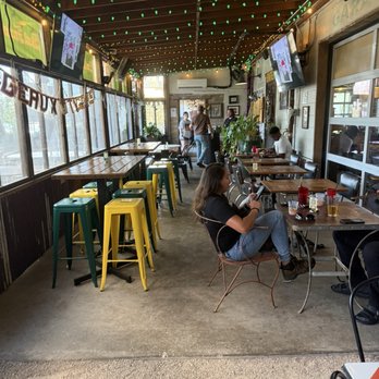 Lil’ Easy - Cajun/Creole Near Me - Austin, Texas