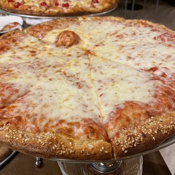 Bisonte Pizza - Cheese & Hawaiian Pizza. - Pizza Near Me - Charlotte, North Carolina