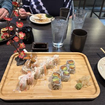I Sushi House - Hawaii Roll and Salmon Avocado Roll - Japanese Near Me - Milford, Connecticut