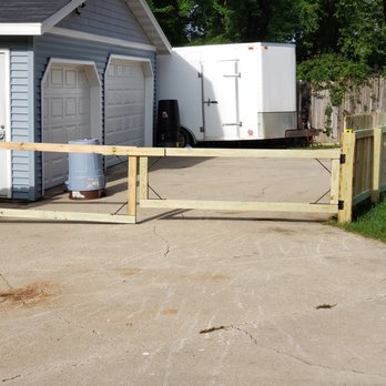 Good Neighbor Fencing - Fences & Gates Near Me - Middleton, Wisconsin Good Neighbor Fencing - Fences & Gates Near Me - Middleton, Wisconsin