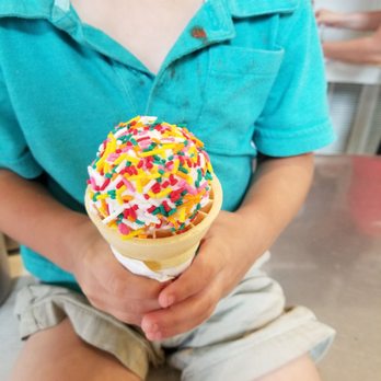 Clumpies Ice Cream - Strawberry with sprinkles! - Ice Cream & Frozen Yogurt Near Me - Chattanooga, Tennessee Clumpies Ice Cream - Strawberry with sprinkles! - Ice Cream & Frozen Yogurt Near Me - Chattanooga, Tennessee