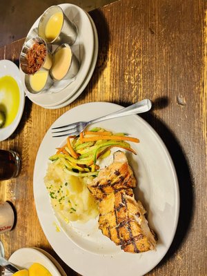 Coast Bar & Grill by null