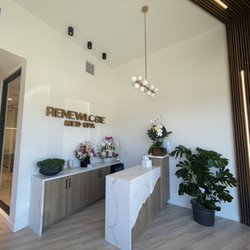 Renewlogie Med Spa