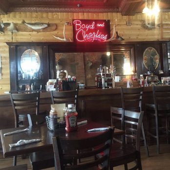 Boyd & Charlie's BBQ - Barbeque Near Me - Elkhorn, Nebraska