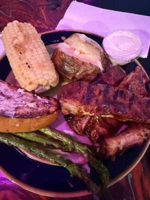 Sideline Sports Bar & Grill by null