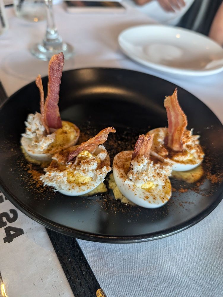 Social spots from Building 24 Kitchen & Bar