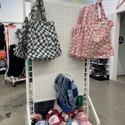 Five Below