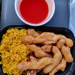 Sweet and sour chicken dinner combo Sweet and sour chicken dinner combo
