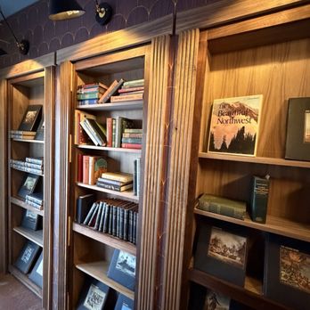 The 1920s Bookstore - Speakeasies Near Me - Sacramento, California The 1920s Bookstore - Speakeasies Near Me - Sacramento, California