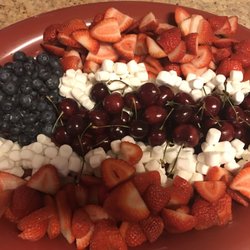 Food 4 Less - Pinterest Win! My patriotic fruit tray