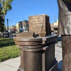 J.C. Penney Statue - J.C. Penney Statue, Kemmerer