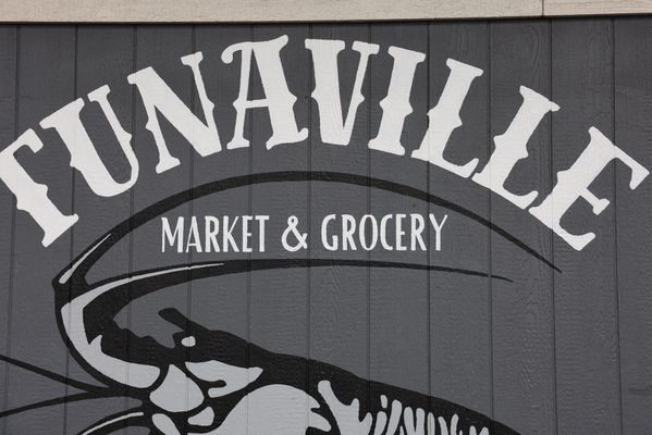 Tunaville Market and Grocery by null