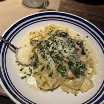 Scaddabush - Mushroom truffle - Italian Near Me - Oakville, Ontario
