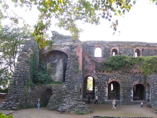 Kaiserpfalz Kaiserswerth by null