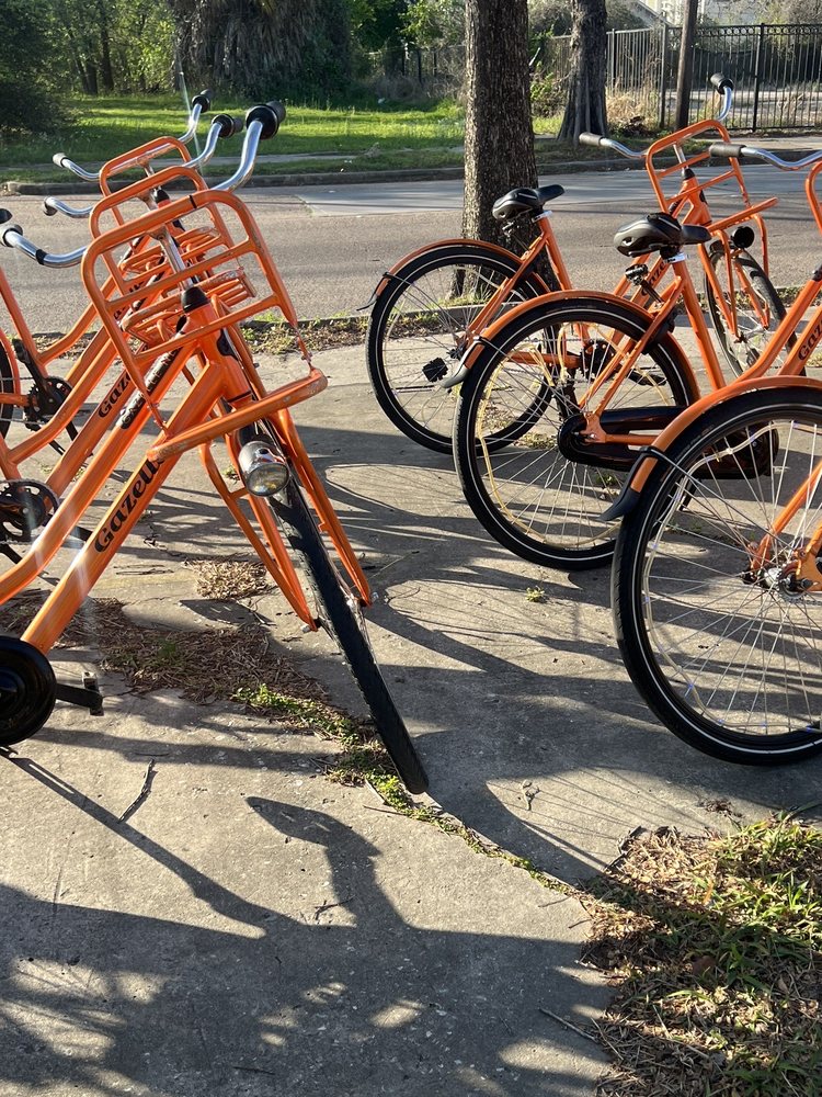 Social spots from Letsdothishouston