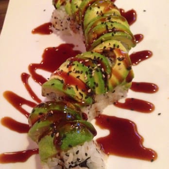Sushi Yun - Caterpillar Roll! The only rolls I'll order at a sushi restaurant - Sushi Bars Near Me - Orange, California