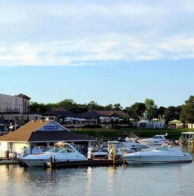 Shangri-La Resort by null