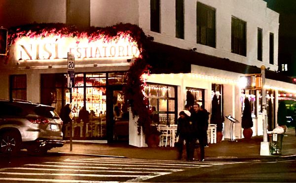 Nisi Estiatorio by null