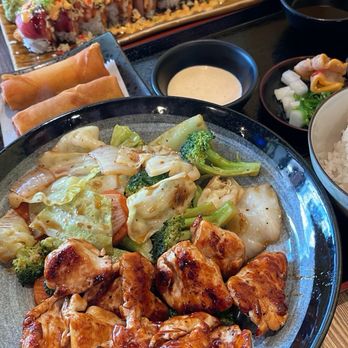 Somi Sushi - Teriyaki Chicken - Japanese Near Me - Matthews, North Carolina
