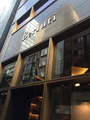ベルルッティ銀座並木通り店限定 l.jpg