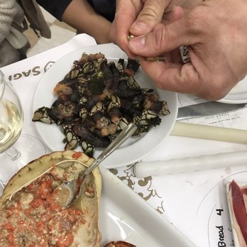 Cervejaria Ramiro - 1/4kg barnacles - Seafood Near Me - Lisbon, 11